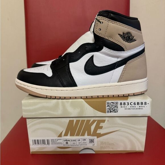 Size NIKE Air Jordan Retro OG High Latte WOMENS FD2596-021